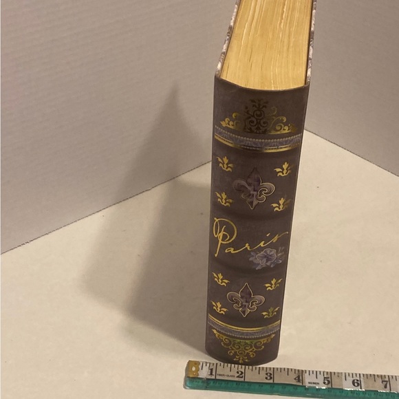 Pooch & Sweetheart Paris Themed Hidden Storage Book! - Picture 8 of 10